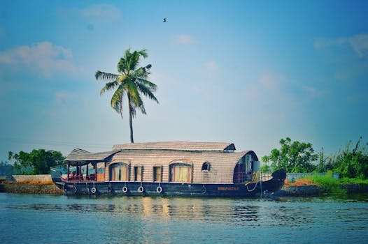 Best Time to Book a Houseboat in Alleppey for Discounts